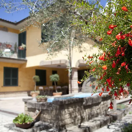 Hotel Da Benedetta Vetralla